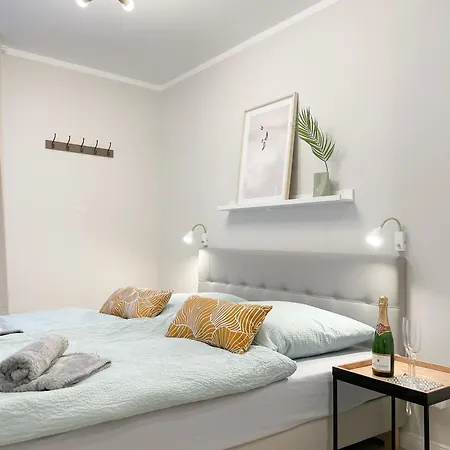 A1 - Haus Deichwind Koenigsberger Allee 36 - Feriendomizil Hollich Lejlighed