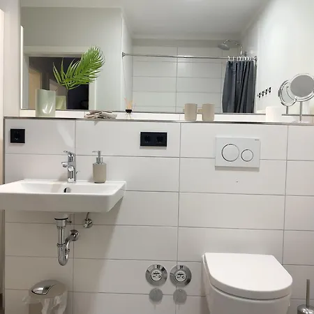 A1 - Haus Deichwind Koenigsberger Allee 36 - Feriendomizil Hollich *