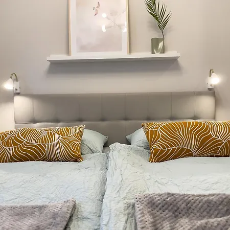 A1 - Haus Deichwind Koenigsberger Allee 36 - Feriendomizil Hollich Lejlighed